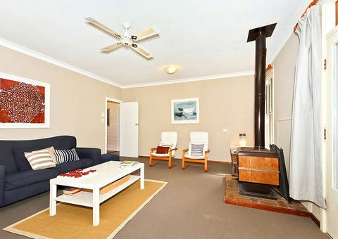 Sea Sand And Scrub Holiday House - Accommodation Port Macquarie 7
