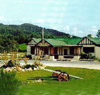 Pub in the Paddock - Accommodation Port Macquarie