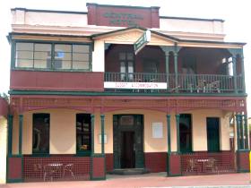 Central Hotel, Zeehan - Accommodation Port Macquarie 0