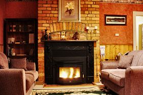 Kenya Cottage - Accommodation Port Macquarie 0