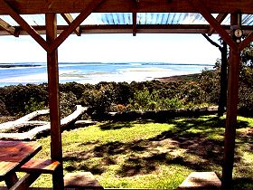 Island View Spa Cottage - Accommodation Port Macquarie 0