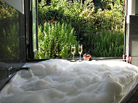 Escape To - Accommodation Port Macquarie 0