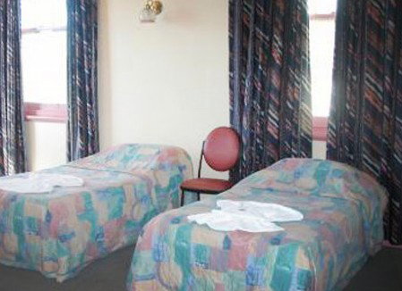 Formby Hotel - Accommodation Port Macquarie 1