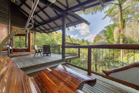 Secrets On The Lake - Accommodation Port Macquarie 3