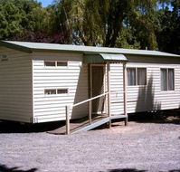 Castlemaine Central Cabin  Van Park - Accommodation Port Macquarie
