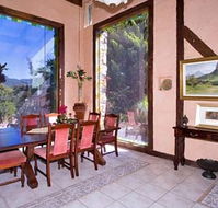 Castle On The Hill Bed and Breakfast - Accommodation Port Macquarie