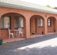 Cooma Country Club Motor Inn - Accommodation Port Macquarie