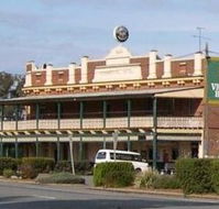 Commercial Hotel Barellan - Accommodation Port Macquarie