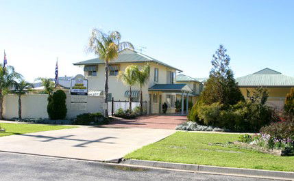 Barham Golden Rivers Holiday Apartments - Accommodation Port Macquarie 1