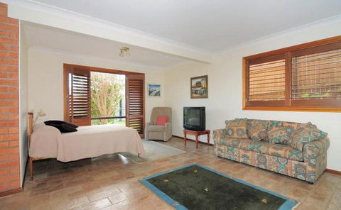 Baileys, Gerringong - Accommodation Port Macquarie 2