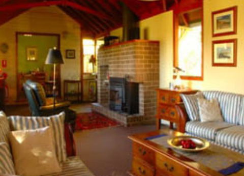 Broomelea - Accommodation Port Macquarie 0