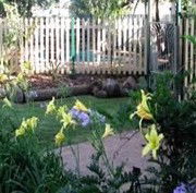 Flora Alba Cottage And Jacaranda On Pallas - Accommodation Port Macquarie 2