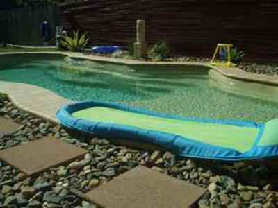 Gladstone Backpackers - Accommodation Port Macquarie 2