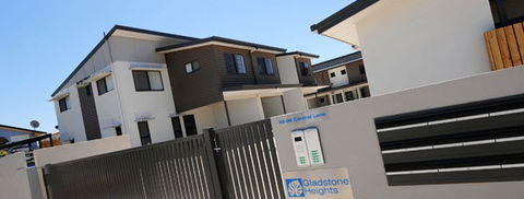 Gladstone Heights Executive Apartments - Accommodation Port Macquarie 3