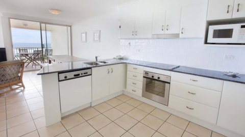 Whalewatch Ocean Beach Resort - Accommodation Port Macquarie 3