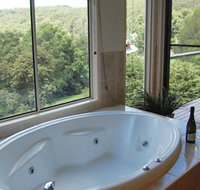 Ravensbourne Escape Kookaburra Kottage - Accommodation Port Macquarie