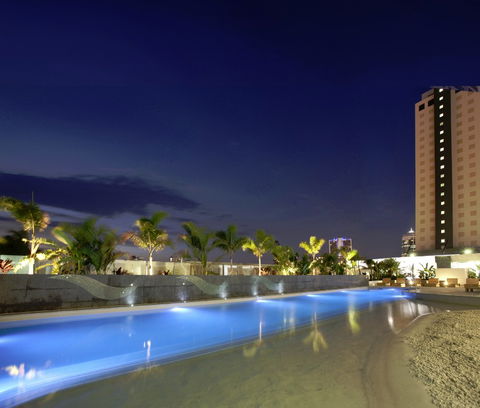 Wyndham Surfers Paradise - Accommodation Port Macquarie 1
