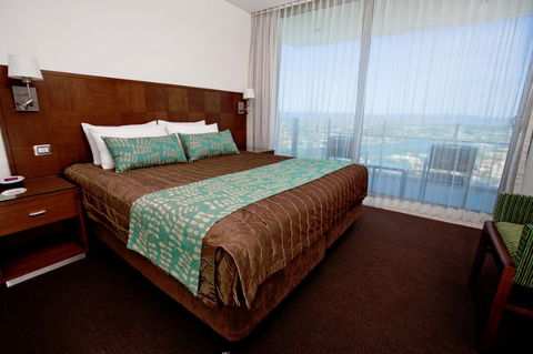 Wyndham Surfers Paradise - Accommodation Port Macquarie 8