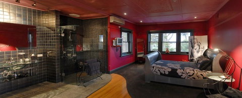 Oakdene Vineyards Guesthouse - Accommodation Port Macquarie 0