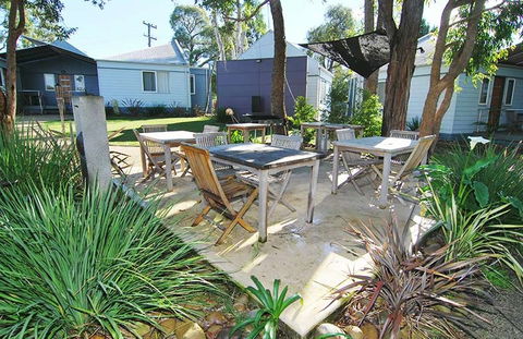 Huskisson Holiday Cabins - Accommodation Port Macquarie 4