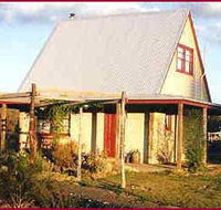 Elinike Guest Cottages