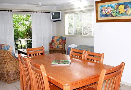 Cairns Queenslander - Accommodation Port Macquarie 2