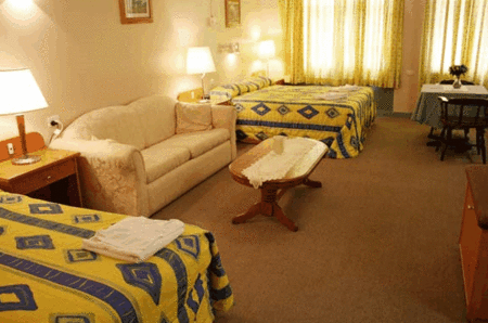 Royal Centrepoint Motel - Accommodation Port Macquarie 1