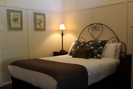 Woodend VIC Accommodation Port Macquarie