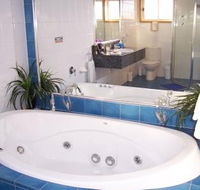 Bateau Bay Beachfront Luxury Accomodation - Accommodation Port Macquarie
