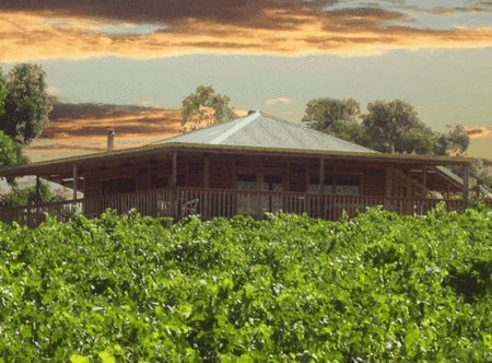 Mclaren Ridge Log Cabins - Accommodation Port Macquarie