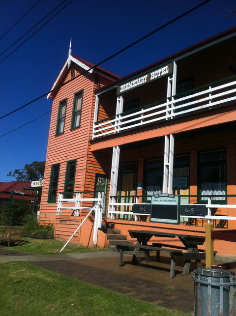 Dromedary Hotel - Accommodation Port Macquarie 0