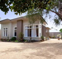 Driftwood Beach Cottage - Accommodation Port Macquarie