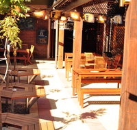 Brecknock Hotel - Accommodation Port Macquarie
