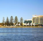 The Entrance Waldorf Apartment Hotel - Accommodation Port Macquarie