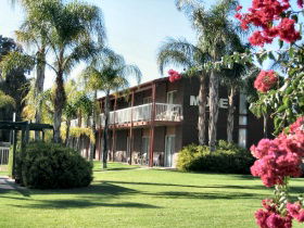 Barmera Hotel-Motel - Accommodation Port Macquarie 0