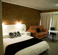 Cousins Motor Inn - Accommodation Port Macquarie