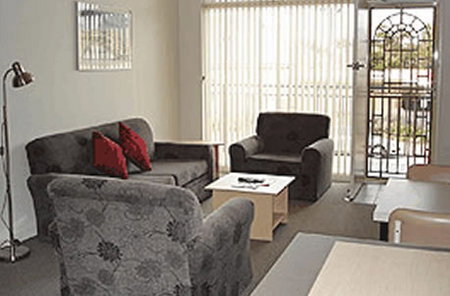 Glenelg Holiday Apartments-Corfu - Accommodation Port Macquarie 2