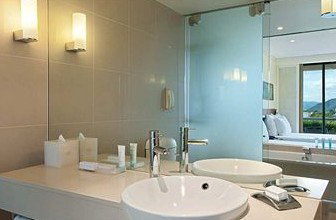 Hilton Cairns - Accommodation Port Macquarie 4