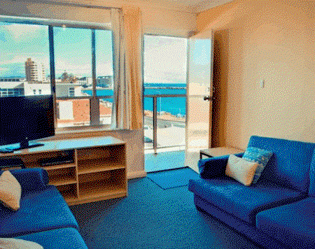 Baybeachfront Apartments - Accommodation Port Macquarie 4