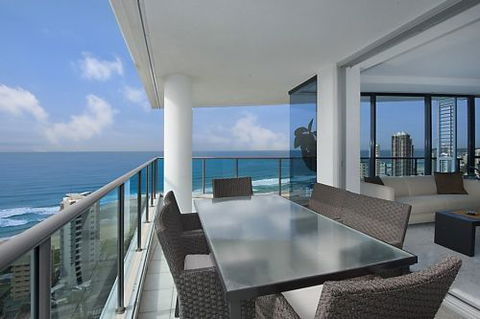 Gold Coast Holiday Stays - Accommodation Port Macquarie 3