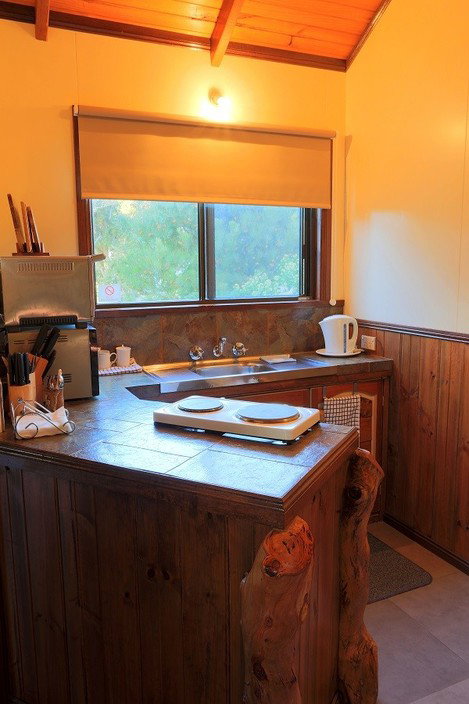 Stanley Lakeside Spa Cabins - Accommodation Port Macquarie 5