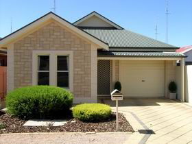 Kadina Luxury Villas - Accommodation Port Macquarie 0