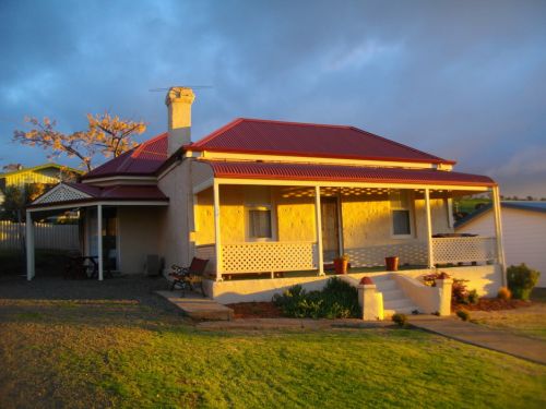 Penneshaw SA Accommodation Port Macquarie