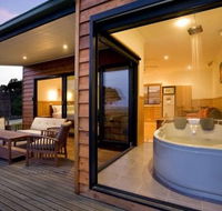 Coastal View Cabins - Accommodation Port Macquarie
