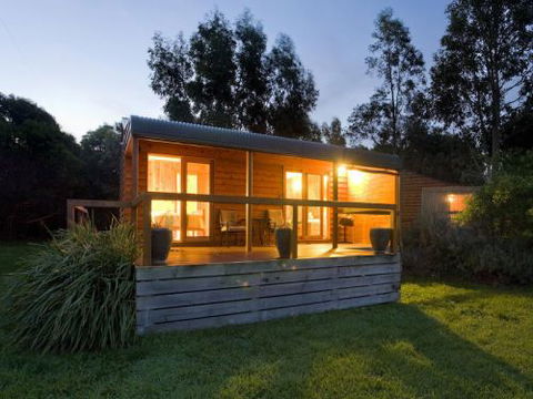 Coastal View Cabins - Accommodation Port Macquarie 8