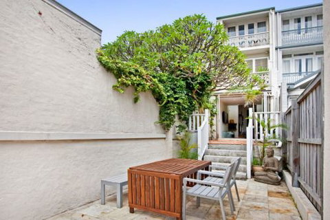 Sydney Furnished Rentals - Accommodation Port Macquarie 9