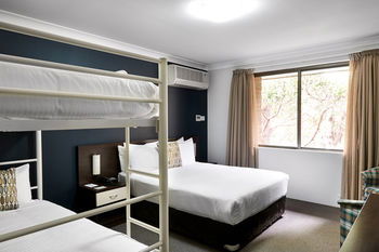 175 (formerly Wesley Lodge) - Accommodation Port Macquarie 6