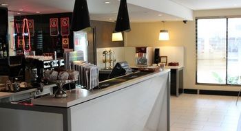 Ibis Newcastle - Accommodation Port Macquarie 20