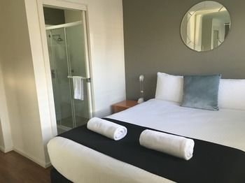 Waldorf The Entrance Serviced Apartments - Accommodation Port Macquarie 33