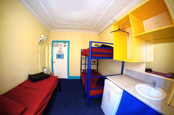 Jolly Swagman Backpackers - Accommodation Port Macquarie 7